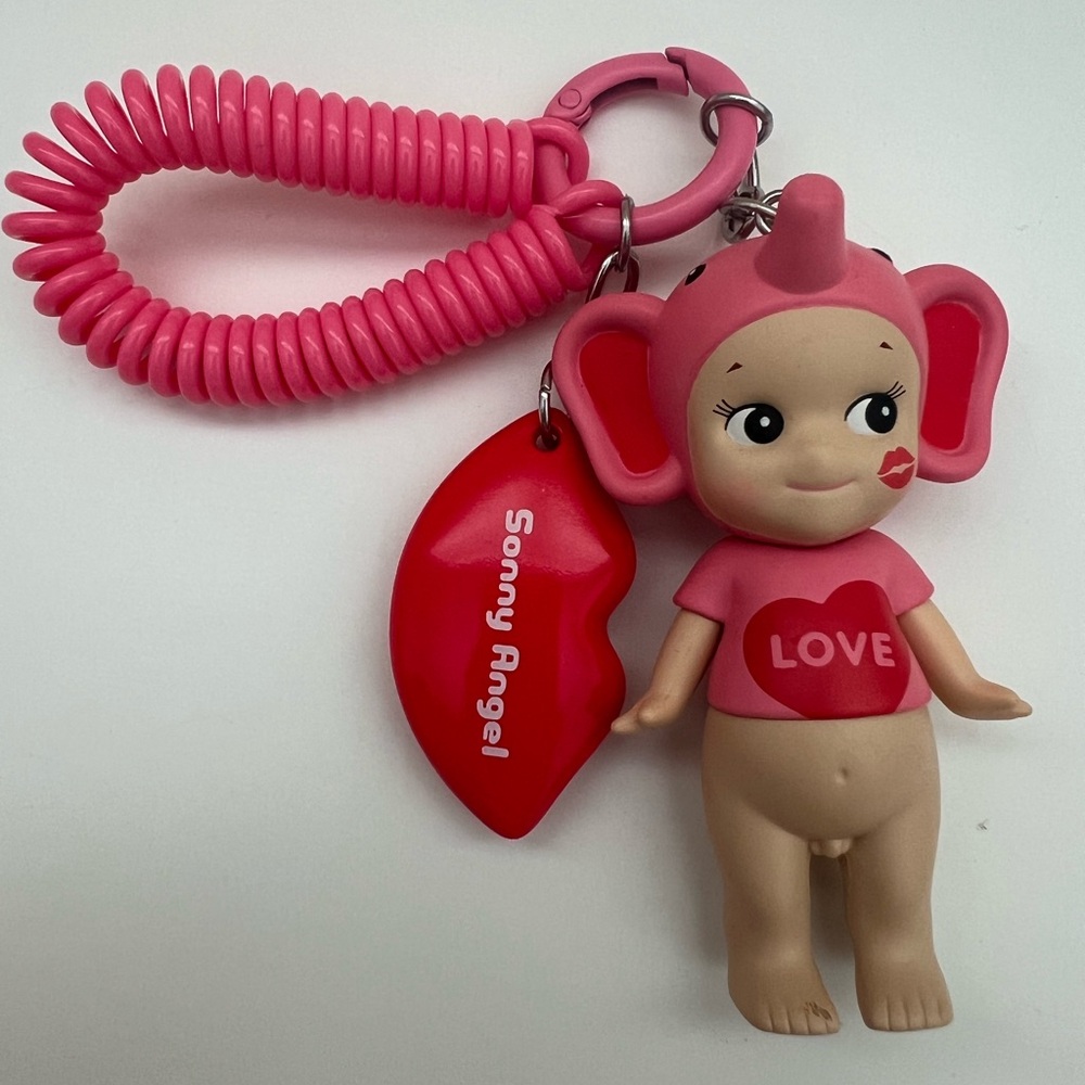 Sonny Angel Valentine series keychain- Elephant